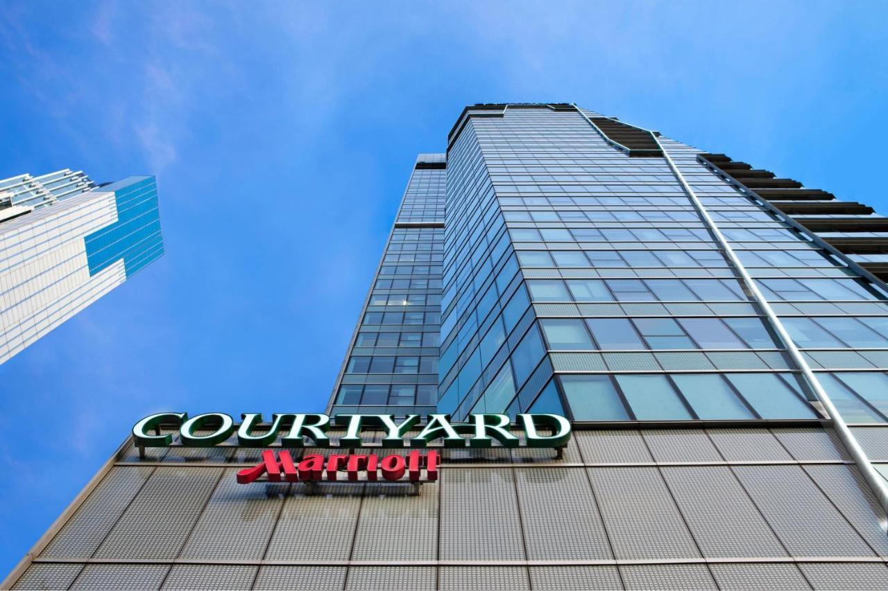 Отель Courtyard By Marriott Гонконг Экстерьер фото